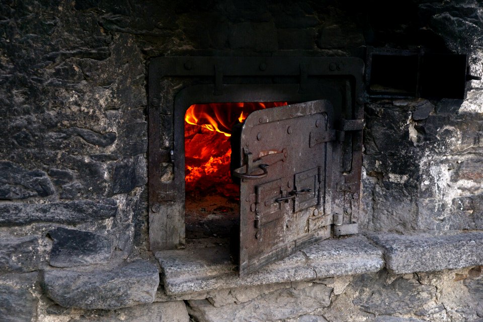 Masonry Oven Heat Ruins