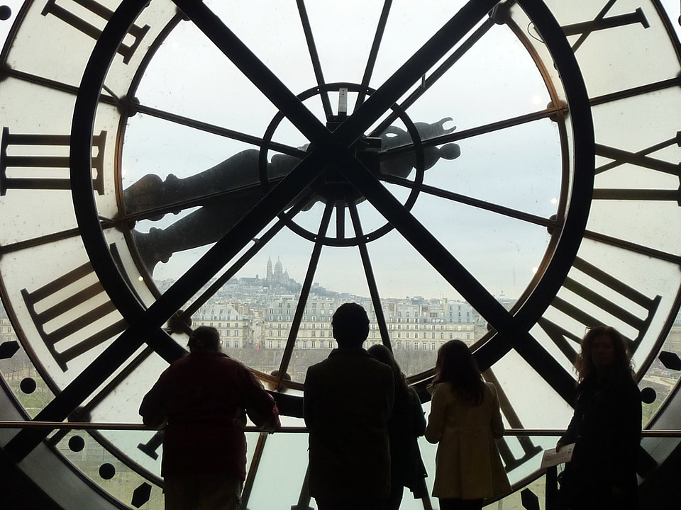 Shadow play black and white station clock