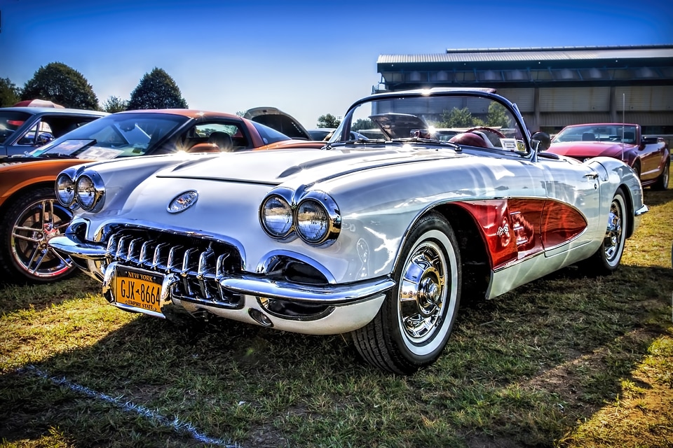 Automobile retro old