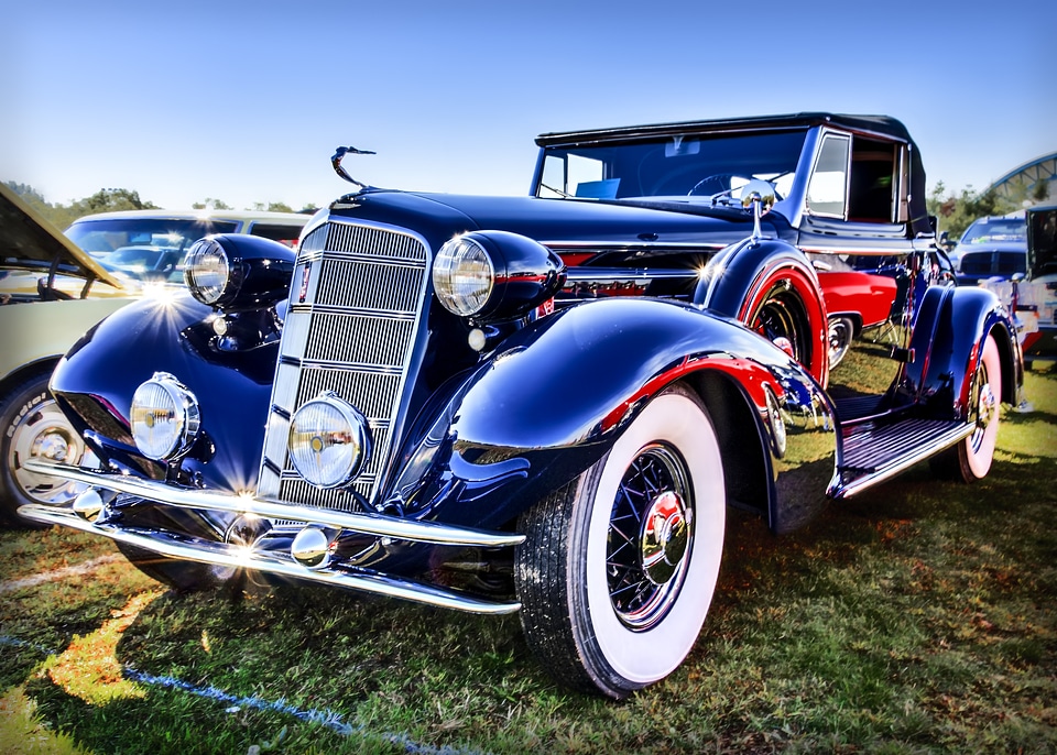 Automobile retro old