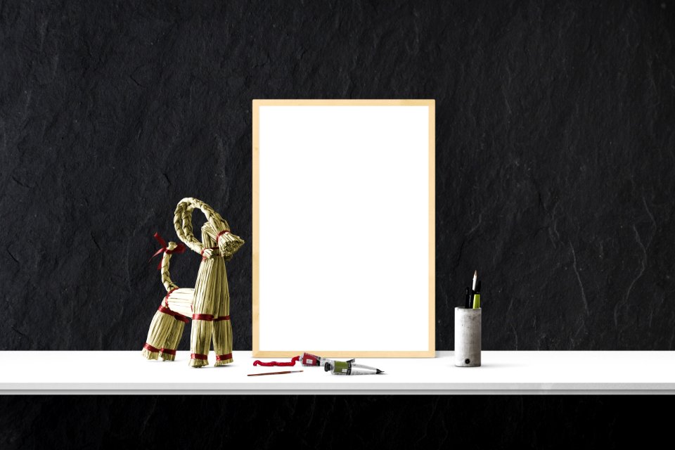 Picture Frame Interior Design Table