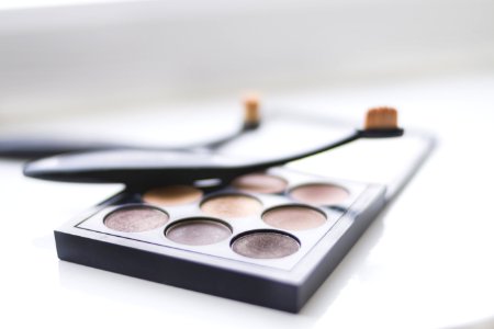 Black Makeup Brush With Palette