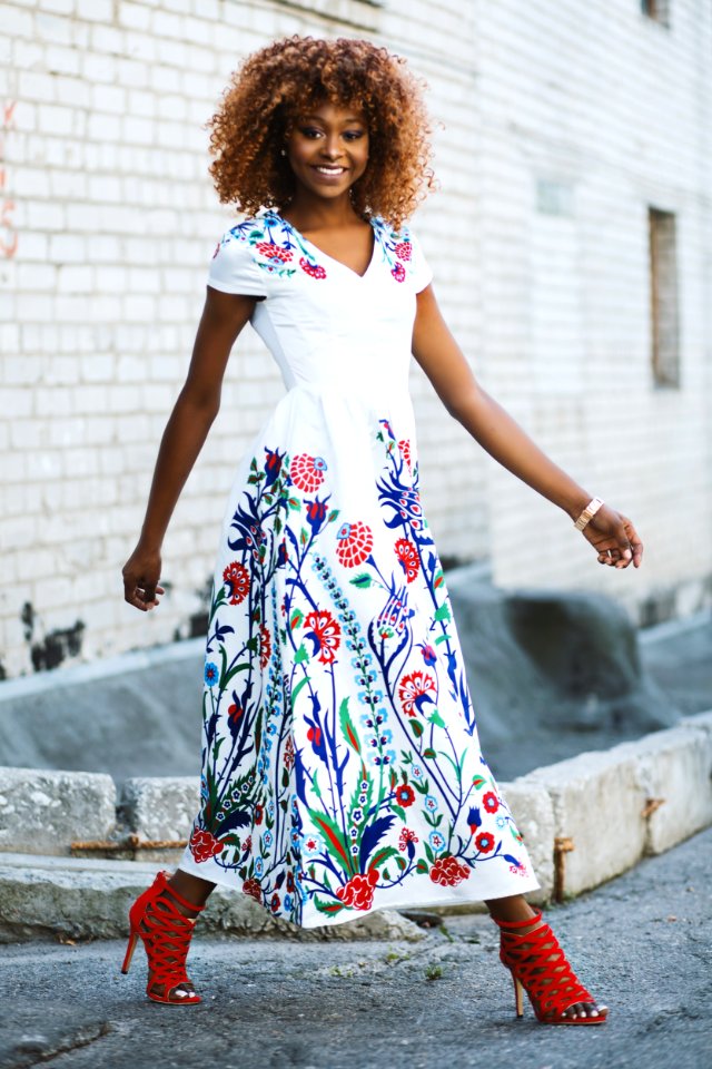 Woman Wearing White And Multicolored Floral V-neck Short-sleeved Maxi Dress