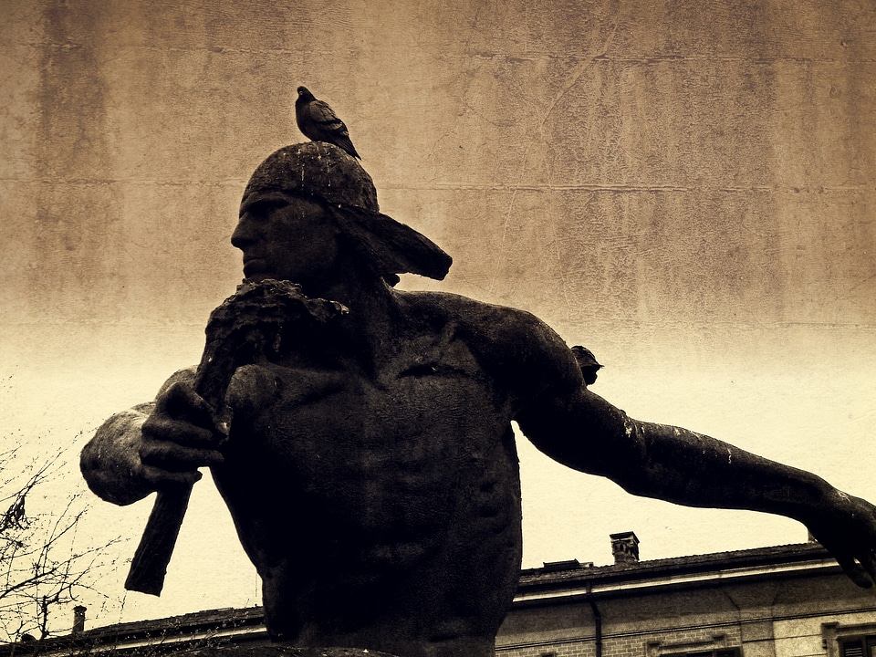 Sculpture statue action hero