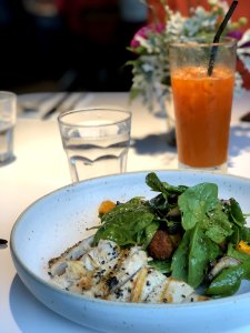 Selective Focus Photography Of Cooked Food With Vegetables In Plate Near Glass Of Water