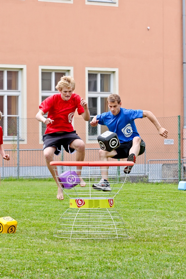 Jump basket play