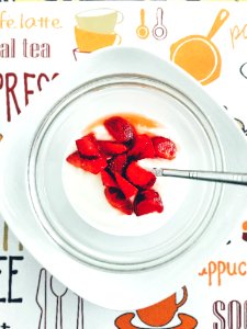Yogurt With Strawberries