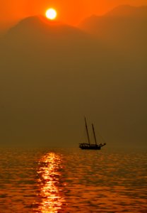 Horizon Calm Sun Sea photo