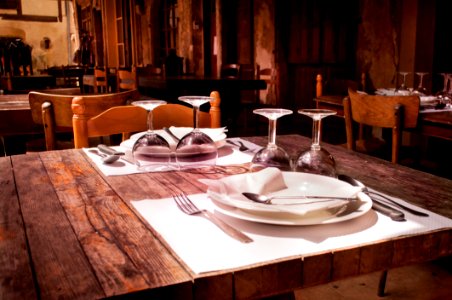 Fine Dining Table Ware