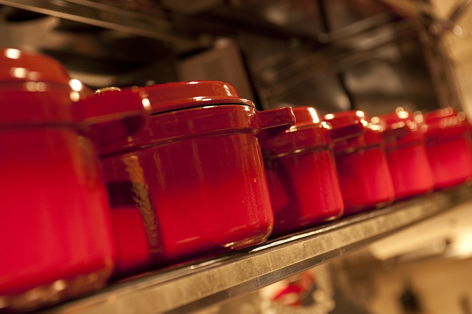 Cuisine cooking red pot