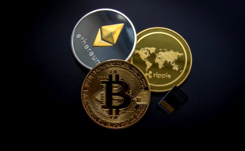 Ripple Etehereum And Bitcoin And Micro Sdhc Card