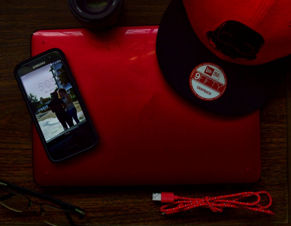 Red And Black New Era 9fifty Snapback Cap And Black Samsung Galaxy Android Smartphone
