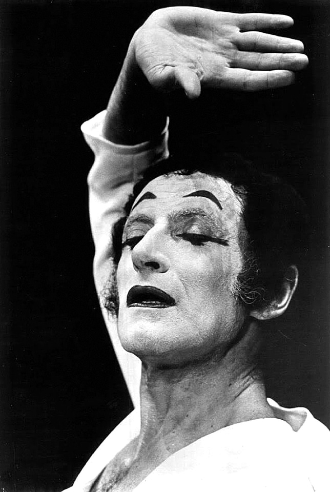 French bip the clown art of silence