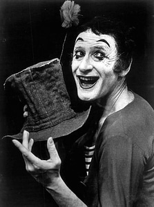 French bip the clown art of silence