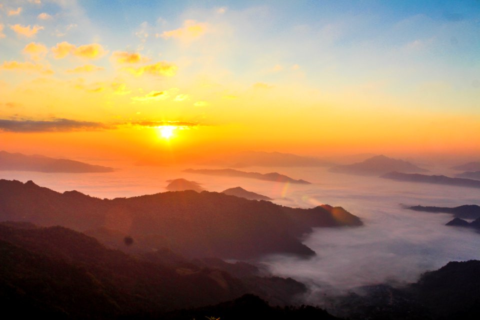 Mountain View Golden Hour Photography