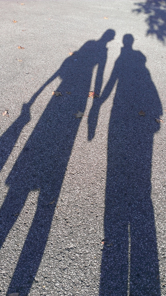 Holding hands shadow