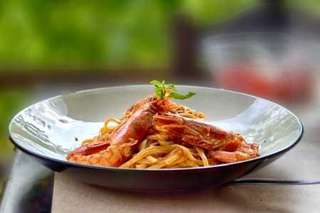 Close-Up Photography Of Cooked Shrimps And Pasta