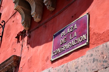 Building Mexico Outdoors