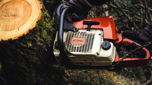 Chainsaw Equipment Machine