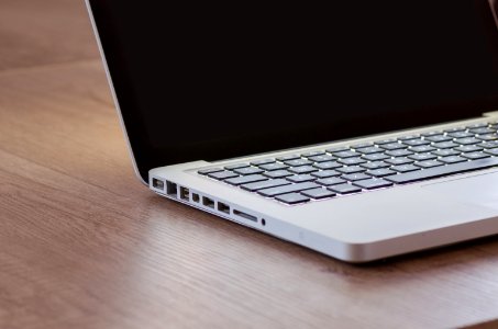 Apple Computer Device