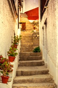 Alley Daylight Narrow