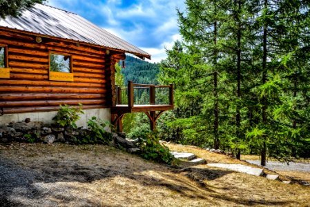 Beam Cabin Clouds
