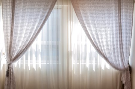 Contemporary Cozy Curtain