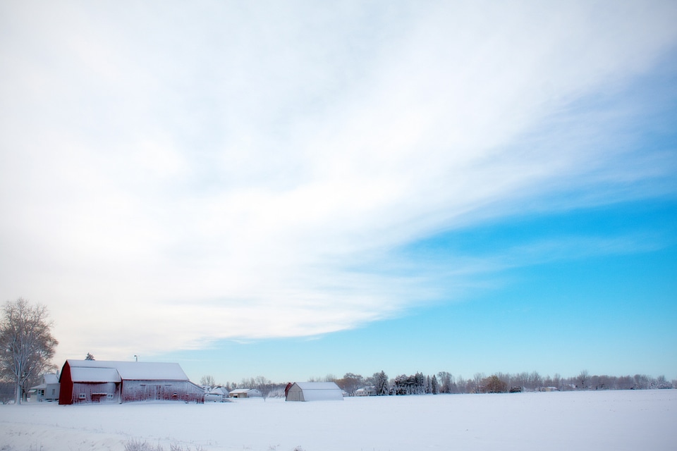 Farm red country