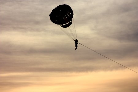 Parachute Sky Parasailing Parachuting photo