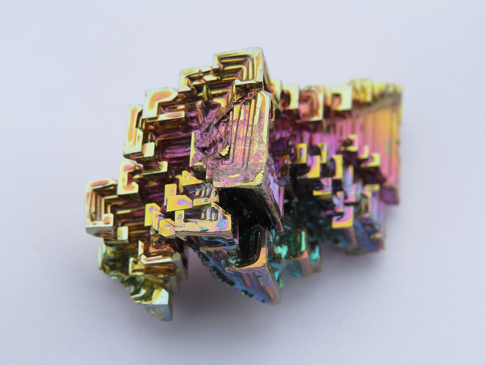 Bismuth bismuth crystal bismuth crystal level