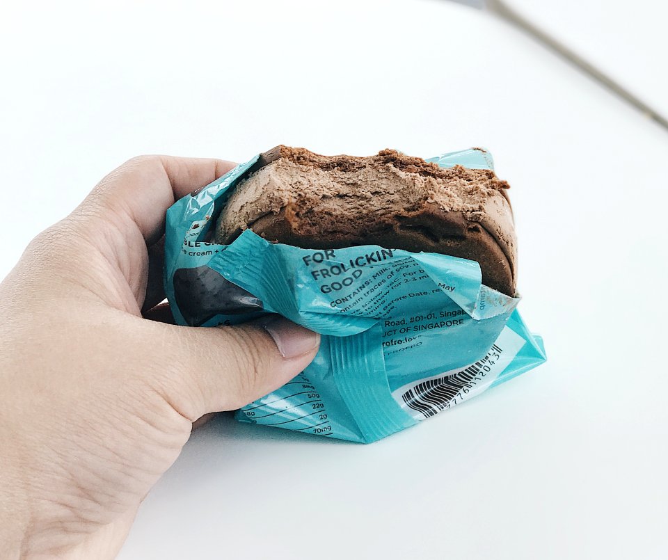Cookie Sandwich In Blue Pack