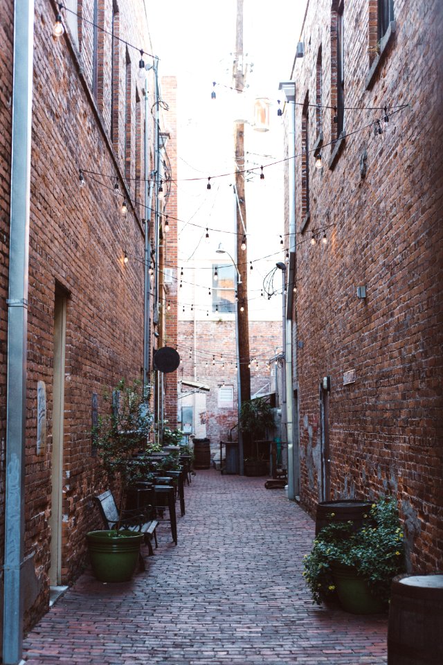 Alley Architecture Brick Walls