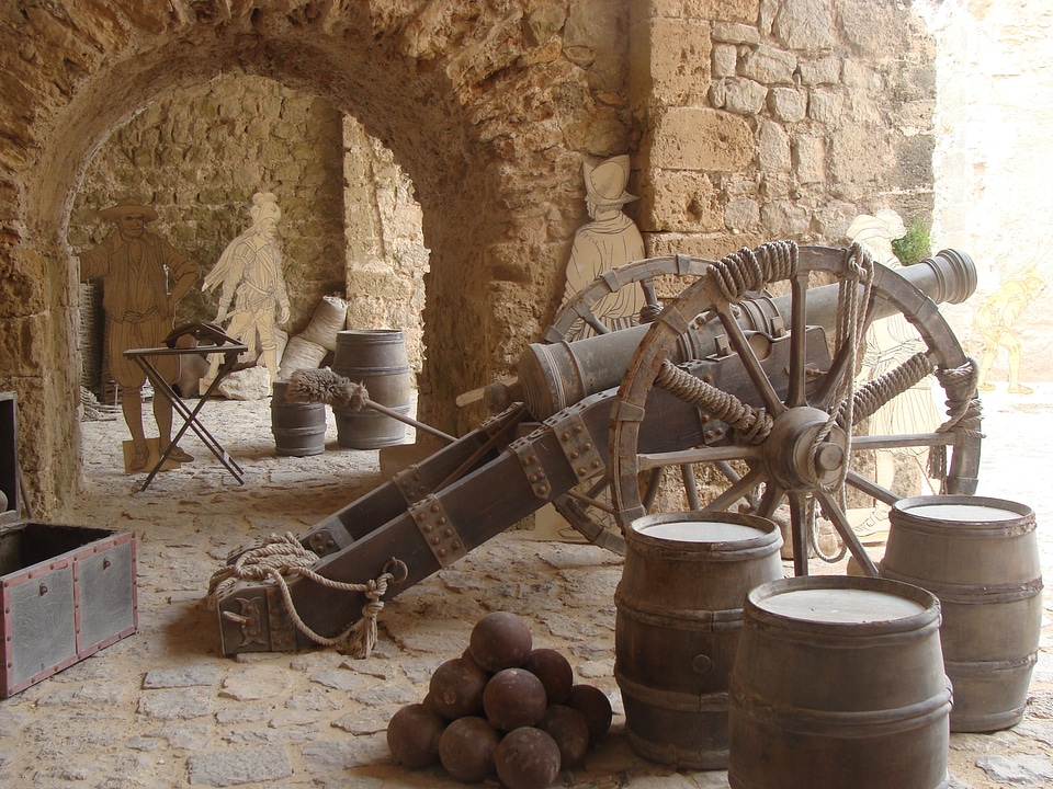 Cannon gun castle photo