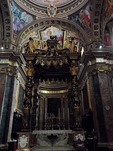Interior catholic decoration
