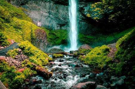 Cascade Creek Environment Falls