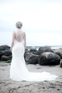Alone Beach Bride Dress
