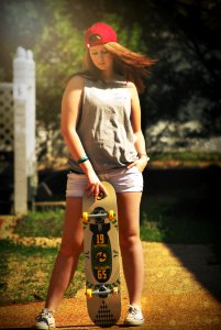 Woman Skaterboard Red Cap