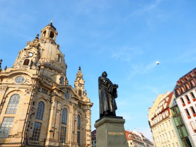 Sky Monument Statue Landmark photo