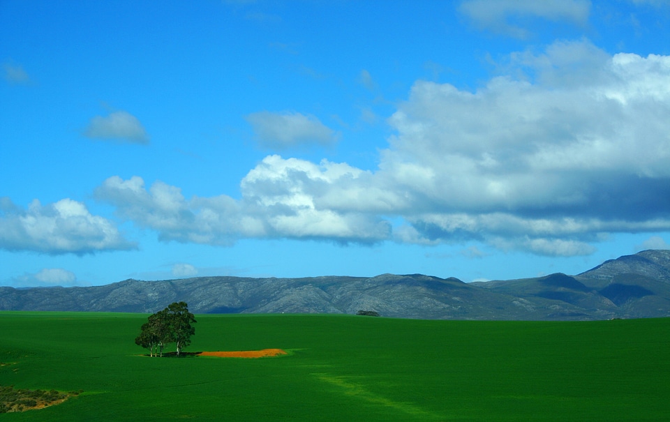 Mountains countryside landscape photo