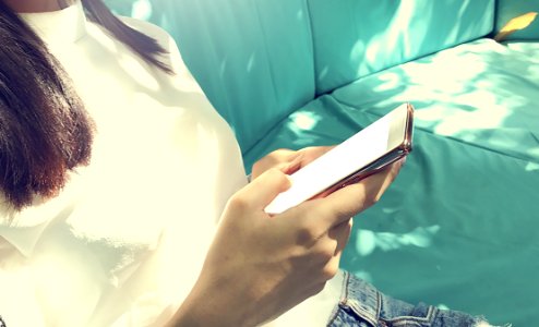Cellphone Fashion Girl
