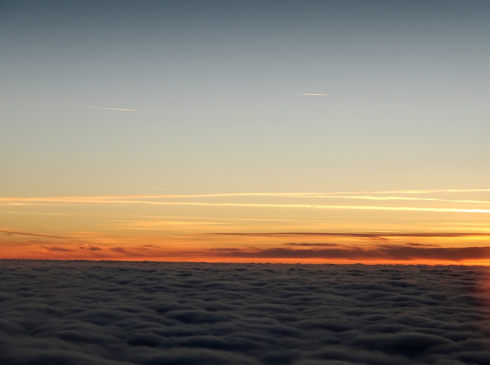 View sunny aircraft