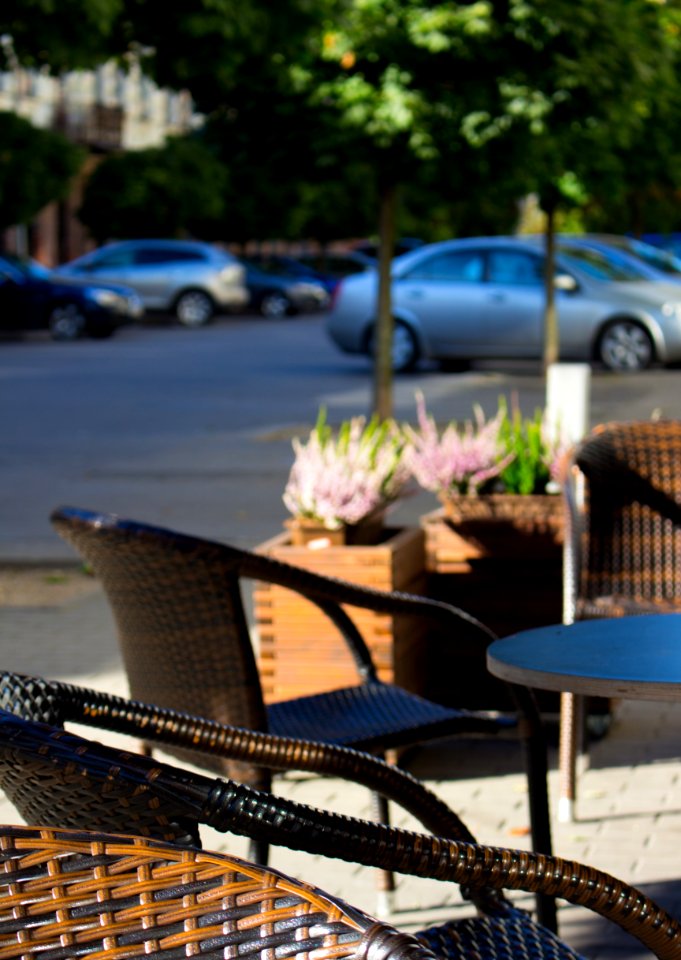 Blur Cars Chairs