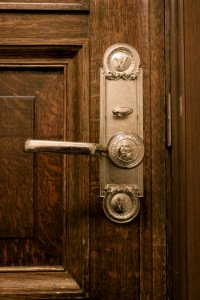 Antique Art Closed
