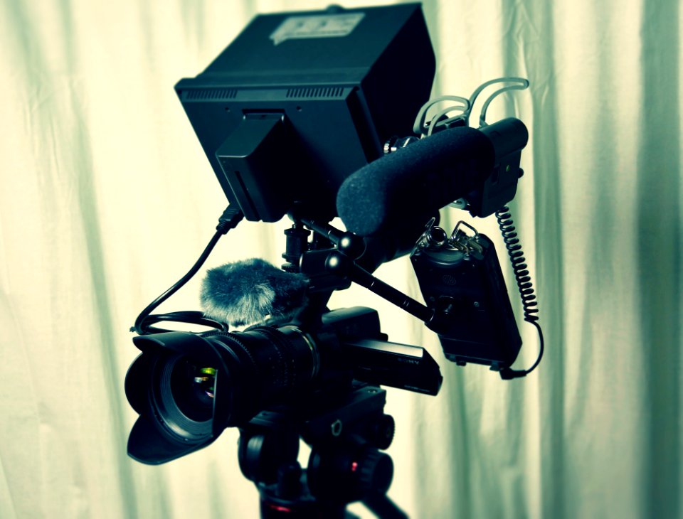Aperture Audio Blur