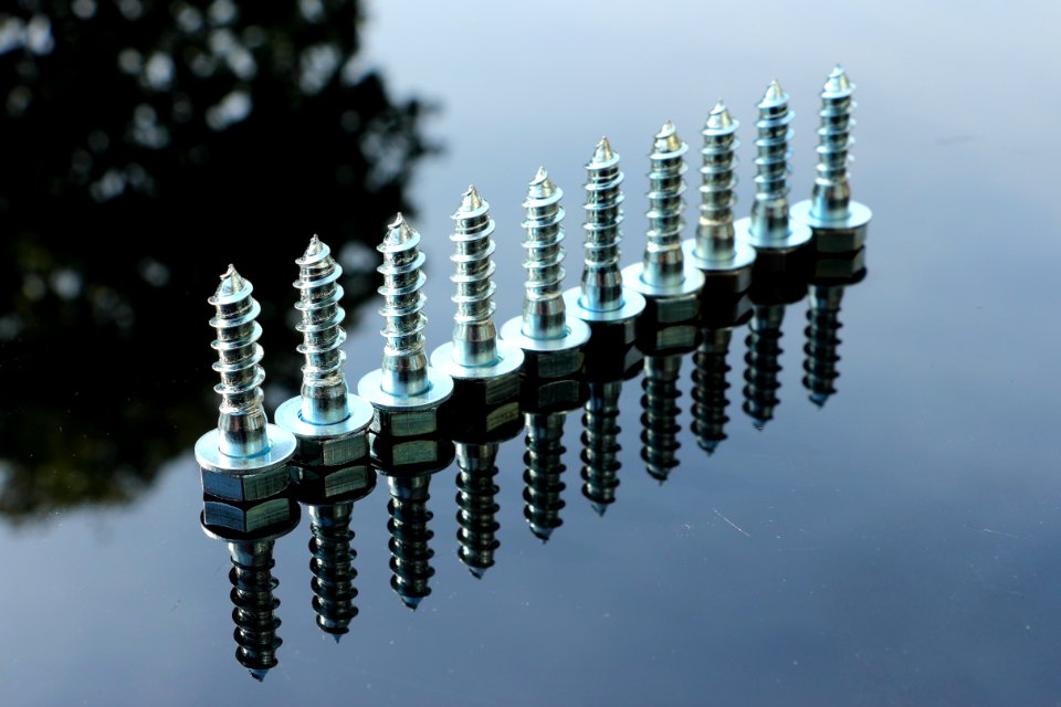 Reflection Screw Free