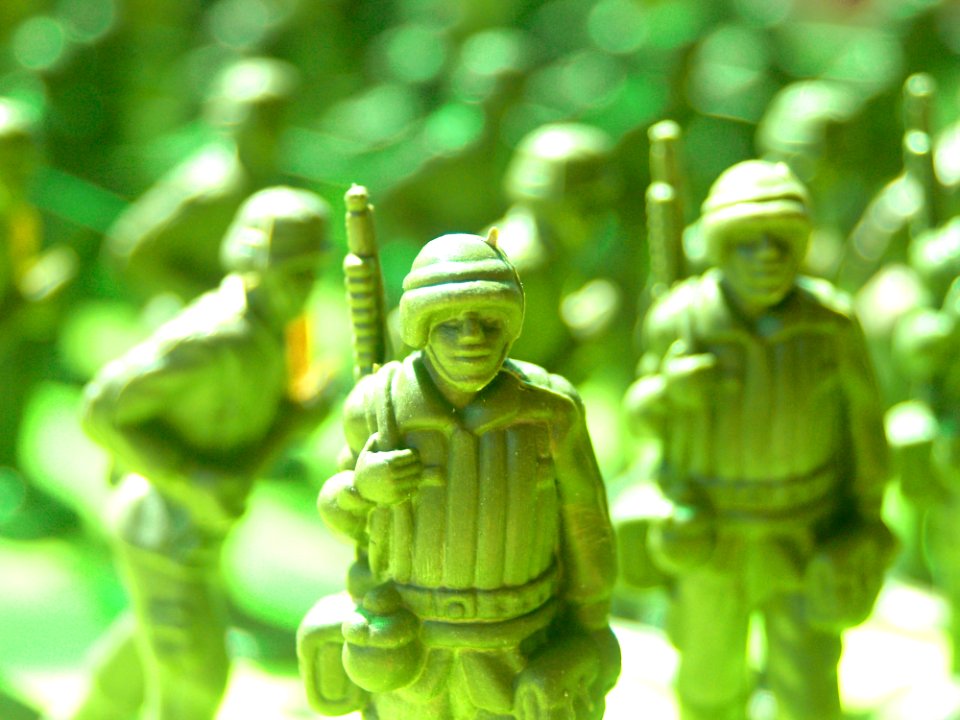 Army Blur Figurines
