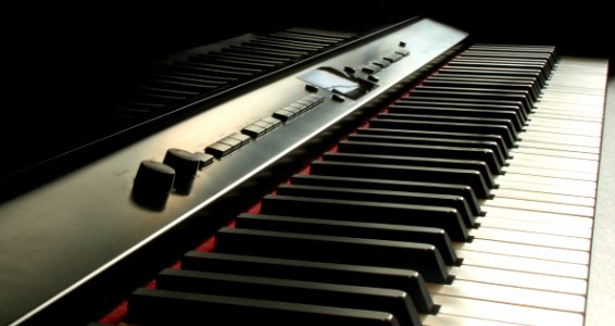 Black Electronic Keyboard