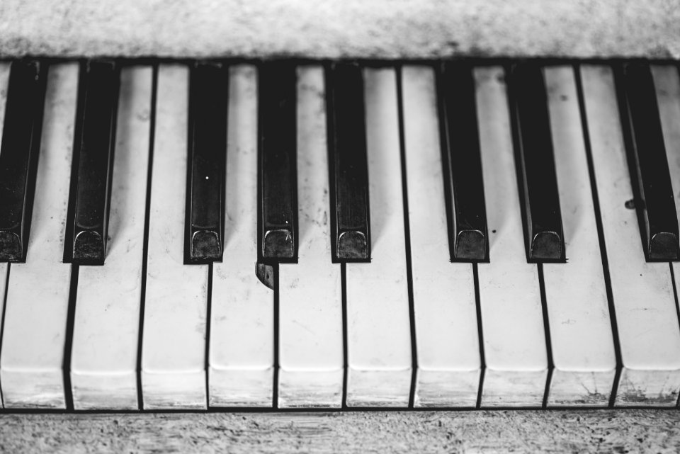 White Piano Keyboard