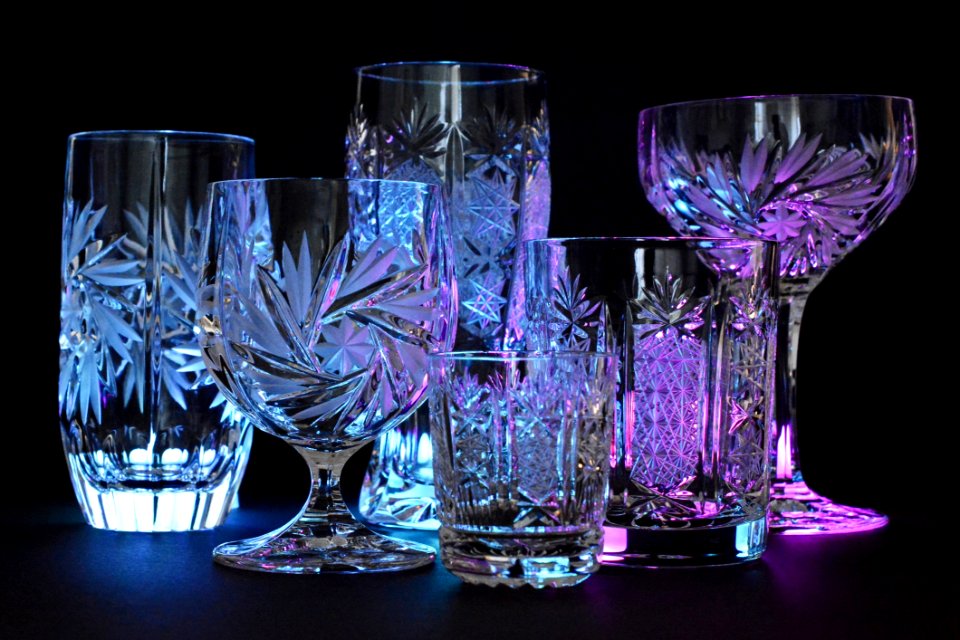 Cut Drinking Glass Set