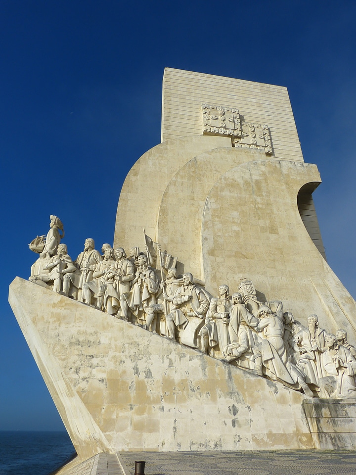 Tejo henry of the navigator monument